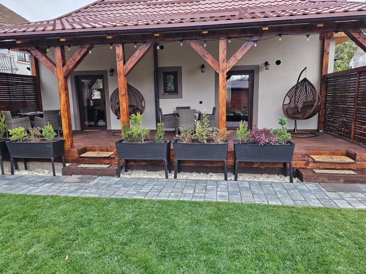 Arbor Inn Брашов Екстериор снимка