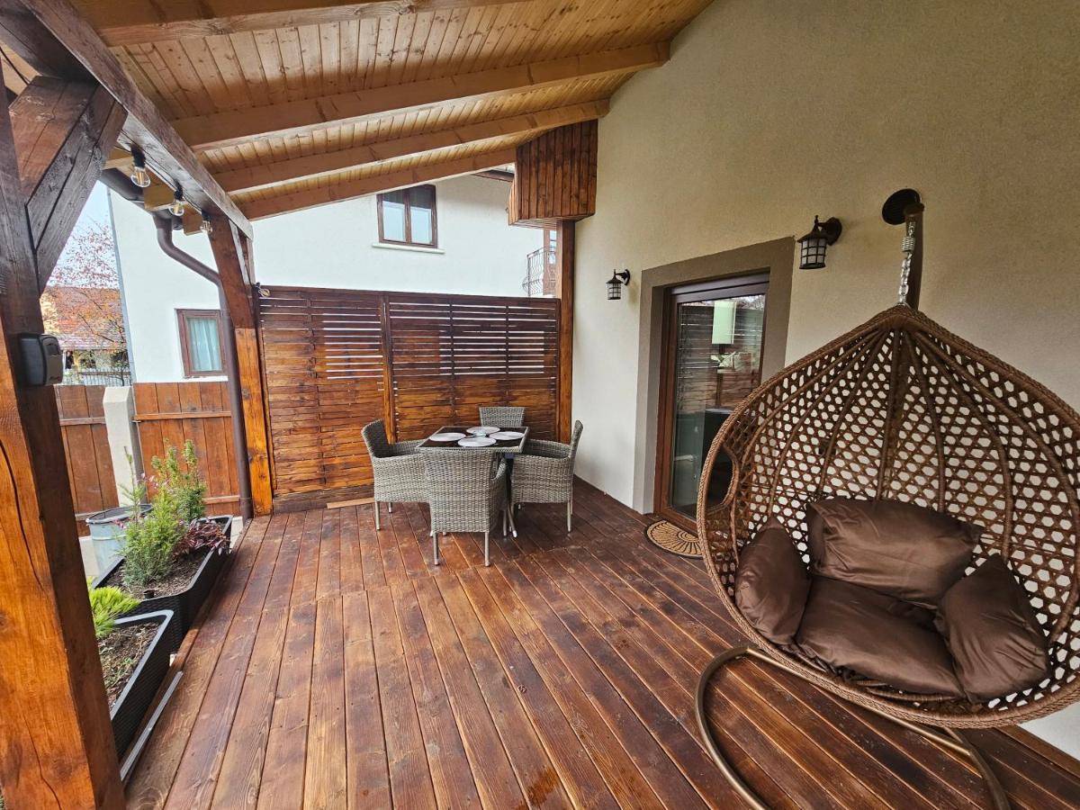 Arbor Inn Брашов Екстериор снимка